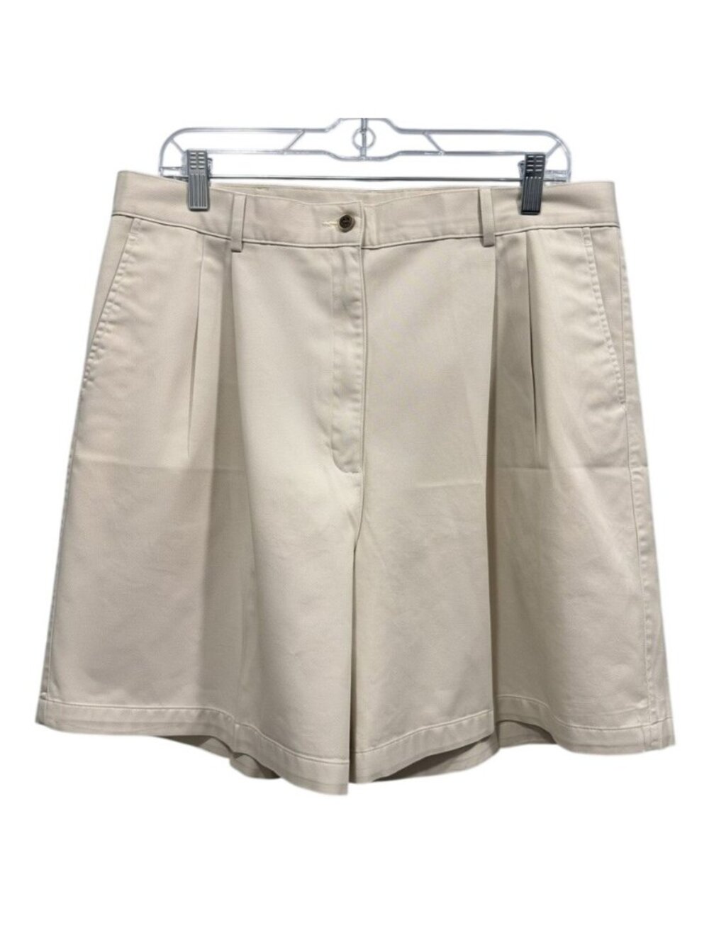 LL Bean Y2K Pleated Khaki Chino Shorts  Normcore Coastal Preppy Hi-Rise Women 18